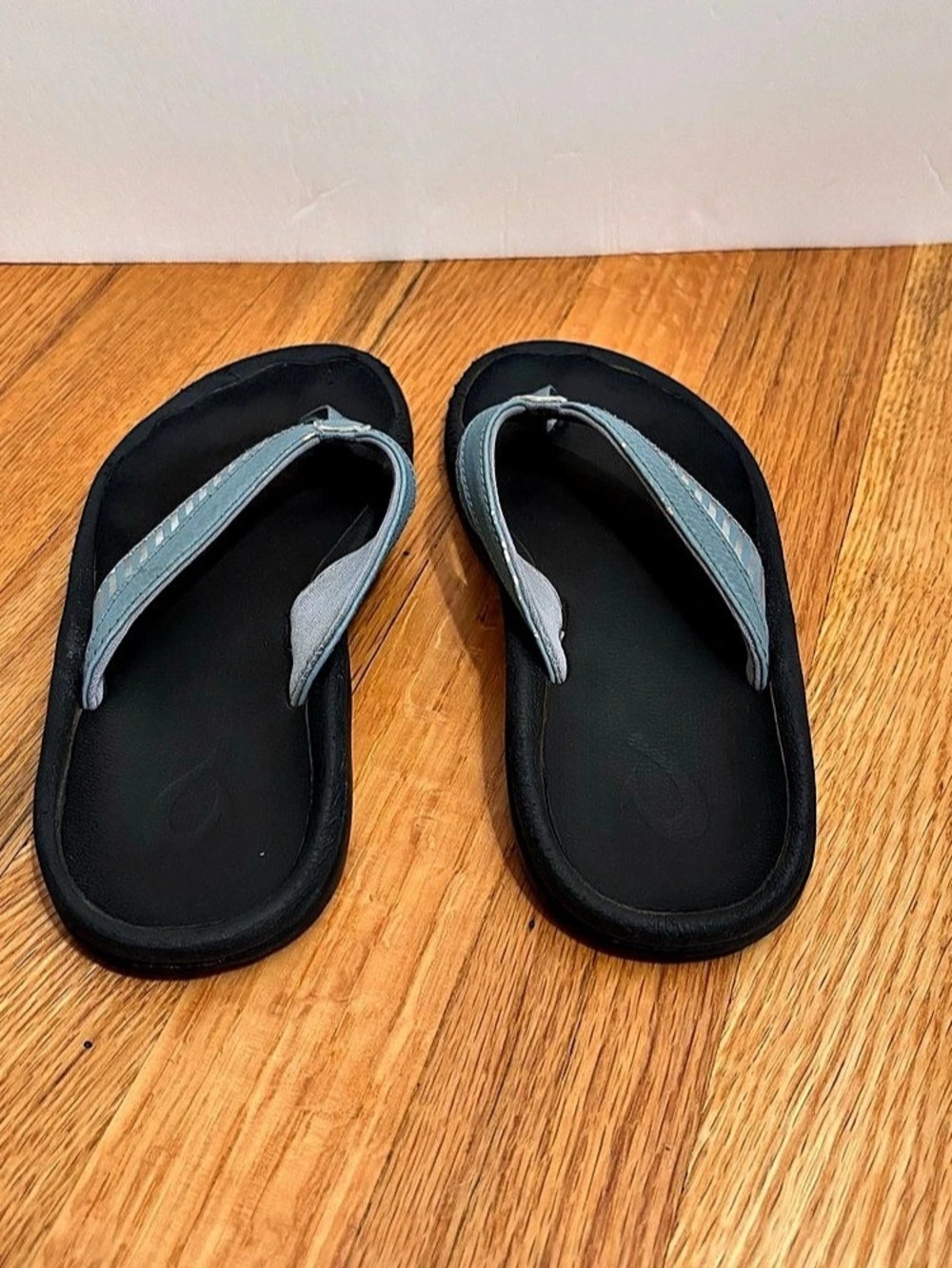 OluKai Ohana Striped Sandals Black & Blue US size 2/3